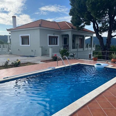 Villa Ouranos in Pefkias Skopelos Exterior foto